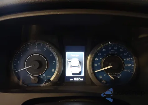 2018 Toyota Sienna Le 8 Passenger z USA, uszkodzony, nr VIN 5TDKZ3DC7JS920971